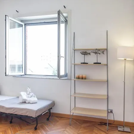 아파트 Suitelowcost Stilicone