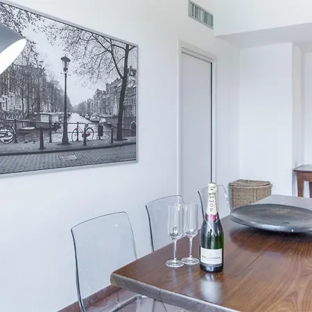 Apartment Suitelowcost Stilicone *